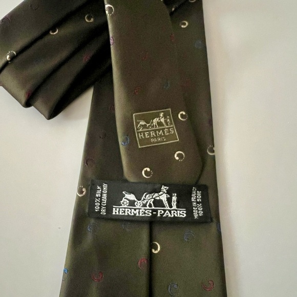 Hermes 100% Silk Tie for Men - Picture 10 of 14